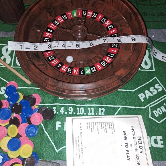 GAME NIGHT FUN! VERY VINTAGE - Beautiful and fun Western Game set Circa 1970 - Picture 6 of 9